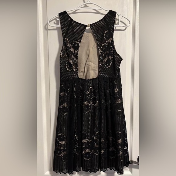 Free People Dress - Picture 2 of 3